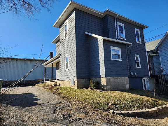 4th image of 826 Oak Ave