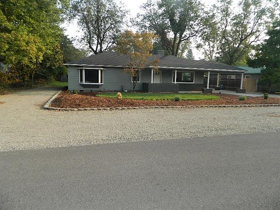 4th image of 600 Oakdale Dr