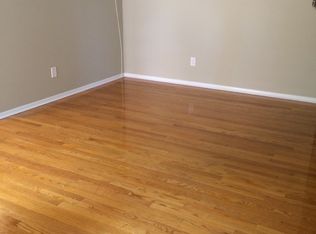 252C E Fort Lee Rd, Bogota, NJ 07603