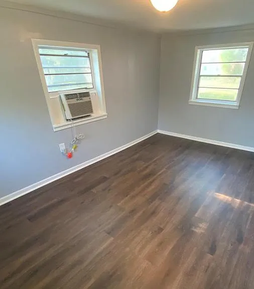 416 Mill Ave — Photo 2