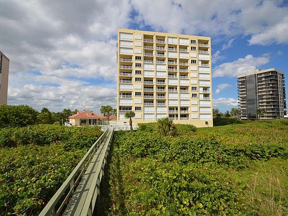 2nd image of 3920 N A1a APT 1202
