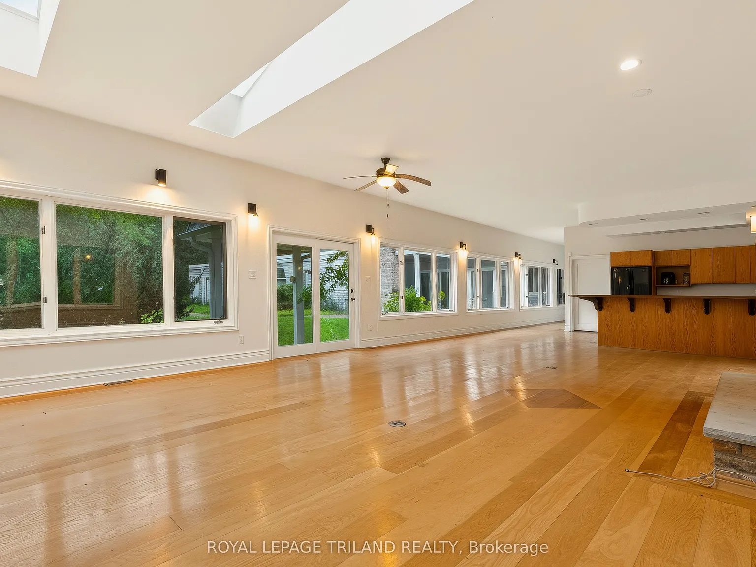 1 bed, $2,000 — Photo 4