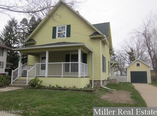 1019 N Michigan Ave, Hastings, MI 49058