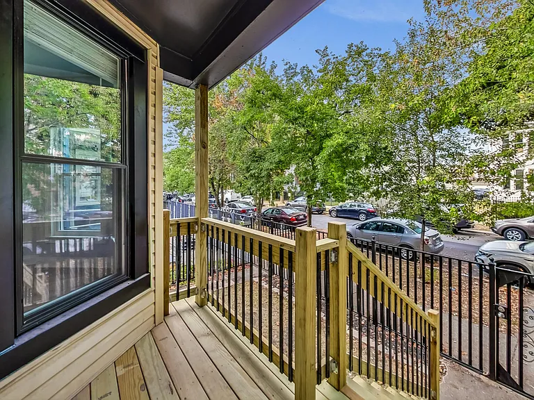 2037 N Spaulding Ave #1 — Photo 20
