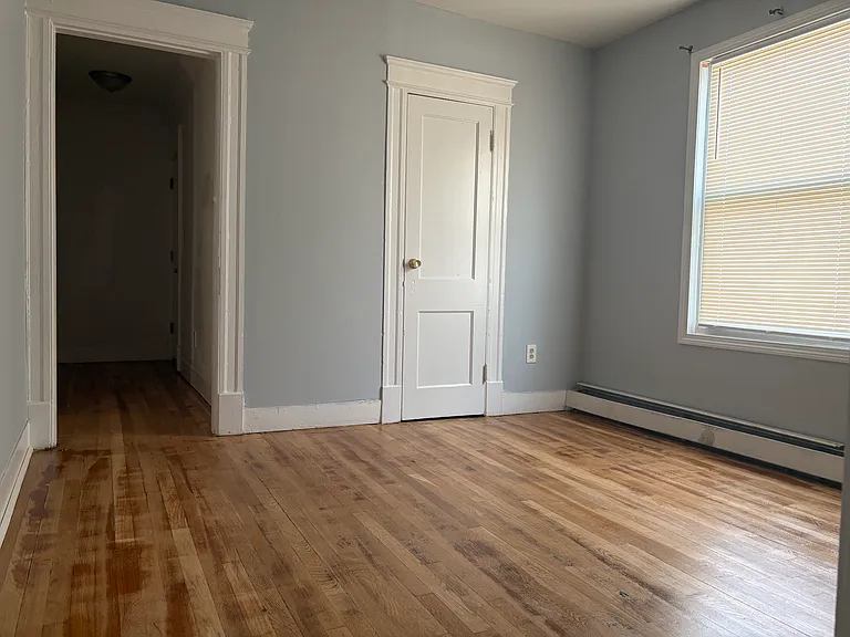47 Irion St #49 — Photo 16