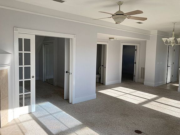 5th image of 127 Shady Brook Cir Unit 301