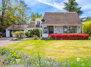 906 S Nevada Dr, Longview, WA 98632