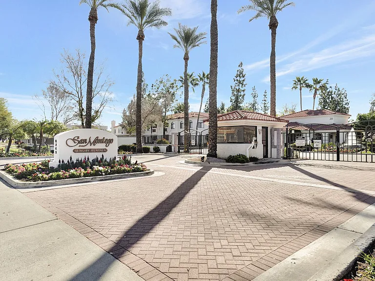 San Montego Apartments in Mesa, Arizona