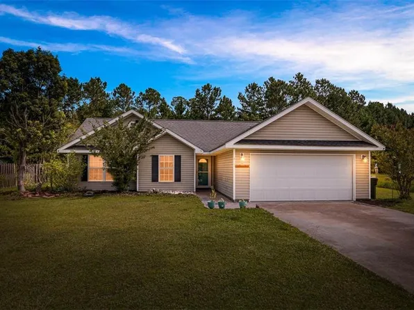 113 Haleys Place Dr, Brunswick, GA 31525