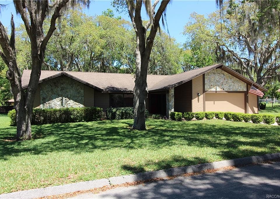 1st image of 6186 W Woodside Cir