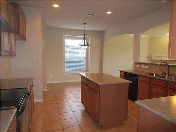 5th image of 2752 Bay De Vieux Dr