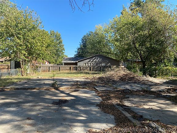 4th image of 255 S 181st East Ave