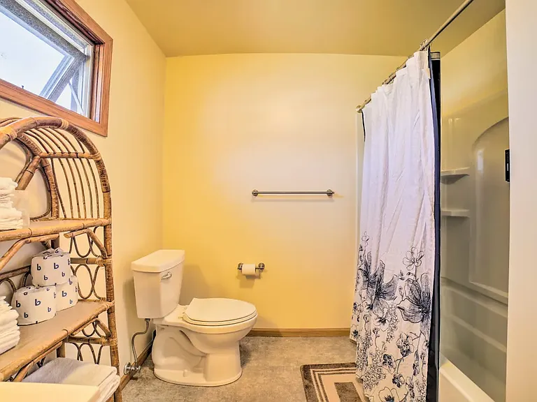 Upstairs bathroom