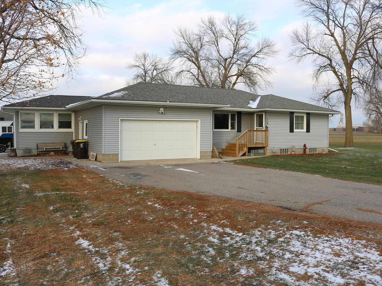 118 Weaver St, MN 56181 Zillow