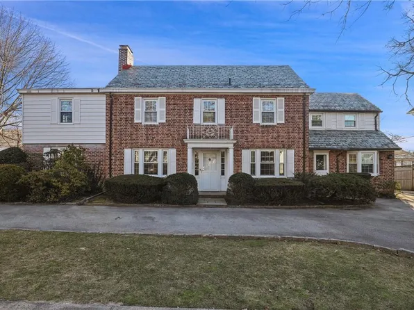 2 Outlook Avenue, Yonkers, NY 10710