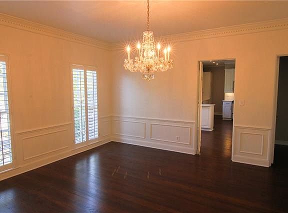 4th image of 4430 University Blvd