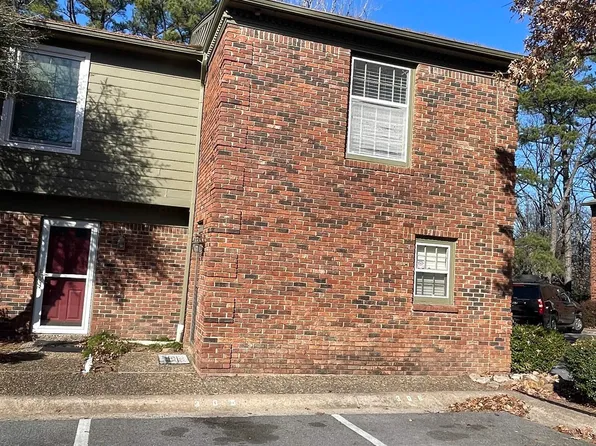 504 Green Mountain Dr APT 305, Little Rock, AR 72211
