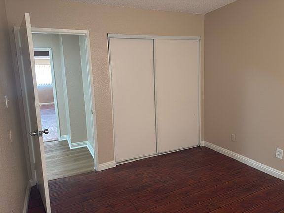 4th image of 16600 Terrace Ln APT E