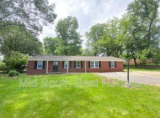 1943 Falls Dr, Memphis, TN 38116