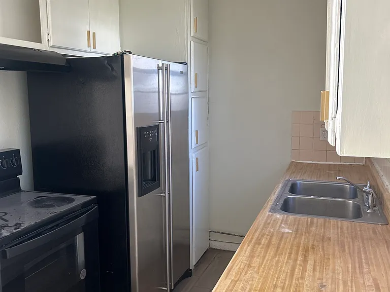 1207 N Ross Ave #1 — Photo 8