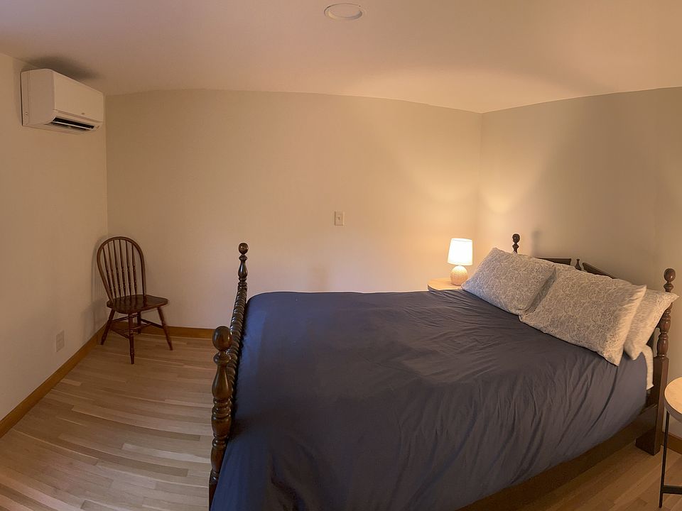 Queen Bed