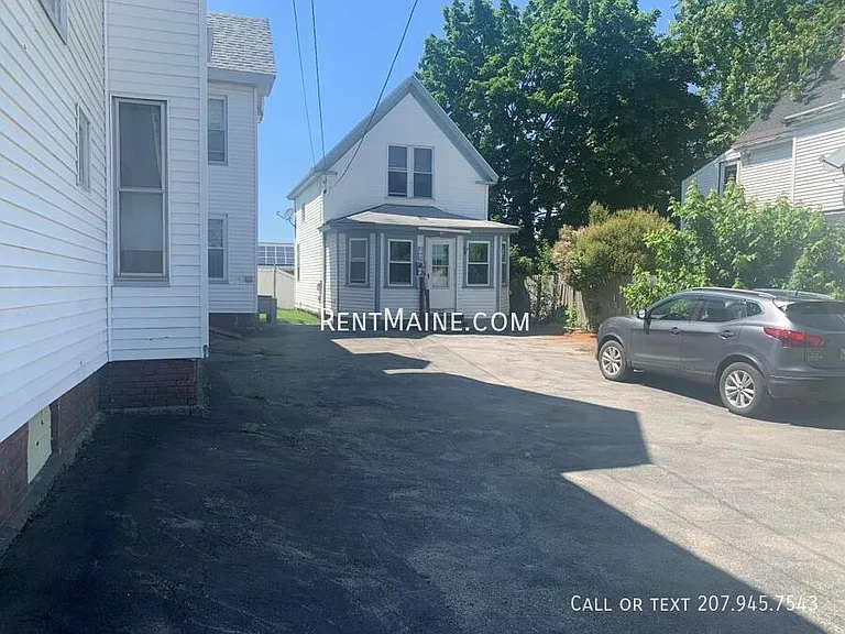 131 Main St — Photo 1