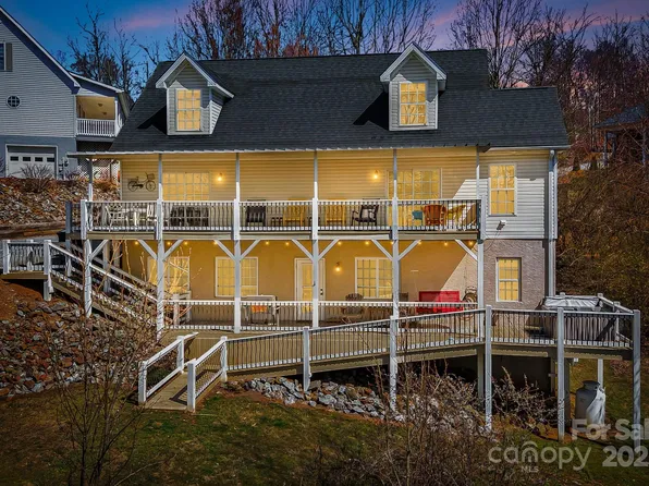 39 Susannah Ct, Lk Junaluska, NC 28745