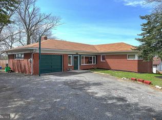 10 Frelen Rd, York, PA 17404