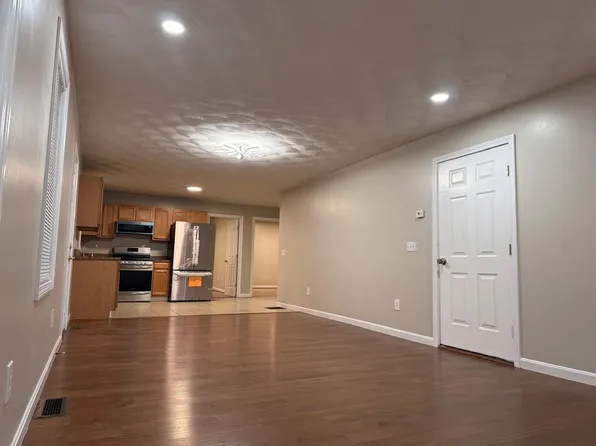 353 Manton Ave #1, Providence, RI 02908