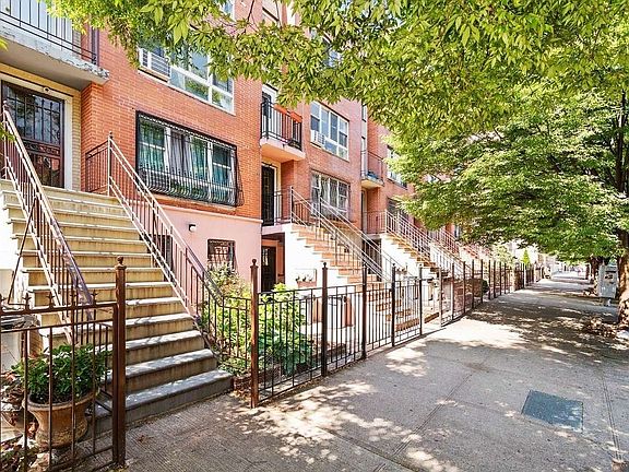 3rd image of 68 E 120th St Fl 3
