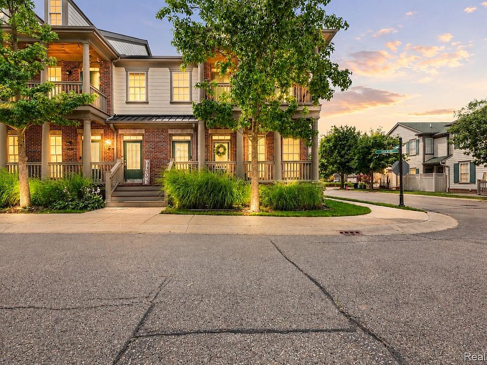1st image of 207 Jotham Ave