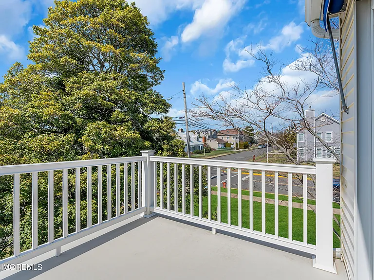 124 Neptune Pl — Photo 37