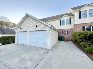 7014 Elm Hill Ct, Charlotte, NC 28217