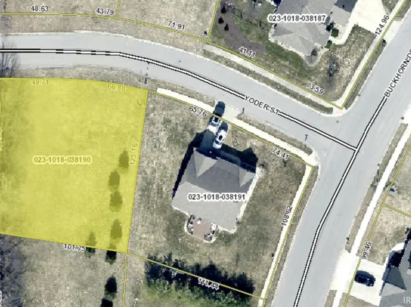 520 Yoder St #50, South Bend, IN 46614