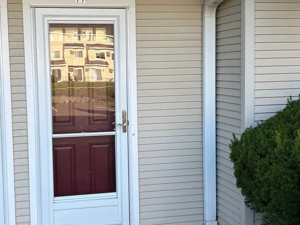 77 Willow Spgs #77, New Milford, CT 06776