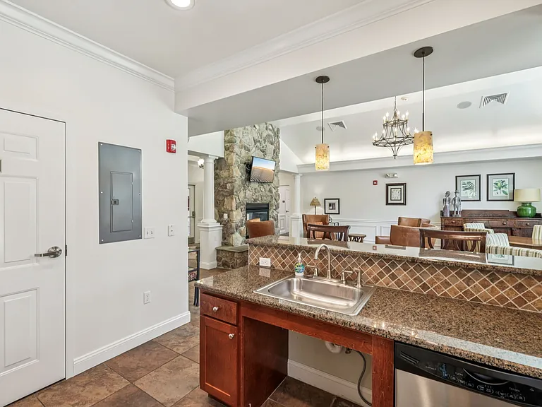 The Residences at Seven Gables — Photo 20