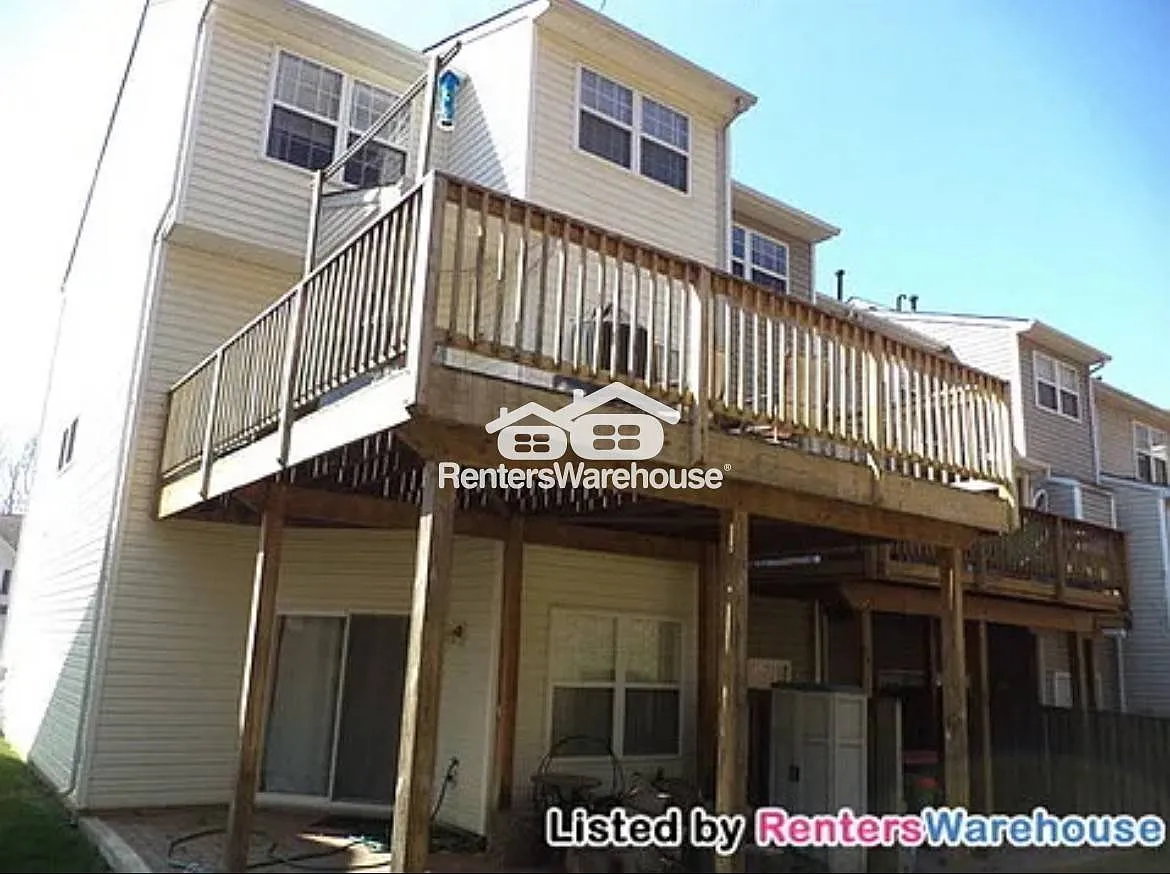 Piney Orchard Townhome, 3 bed, 2.5 bath — Photo 4