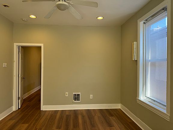 5th image of 1828 W Diamond St #3R