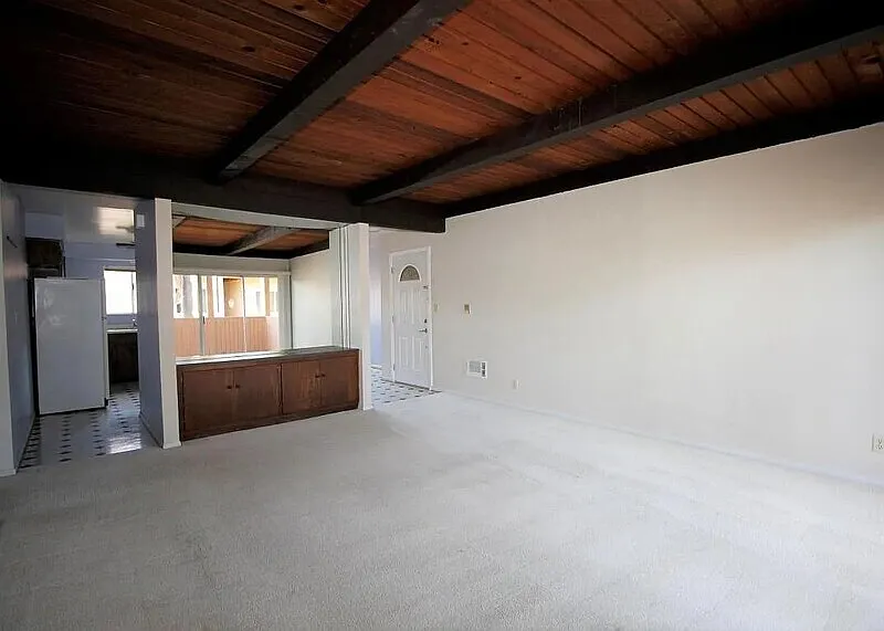 2 bed, 2.0 bath, 1079 sqft, $2,020 — Photo 4