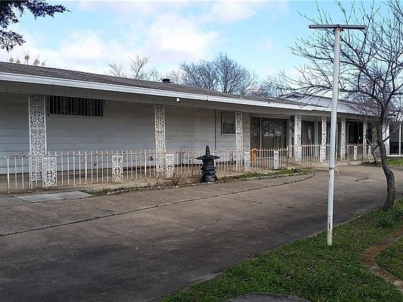 2nd image of 339 E Millett Dr