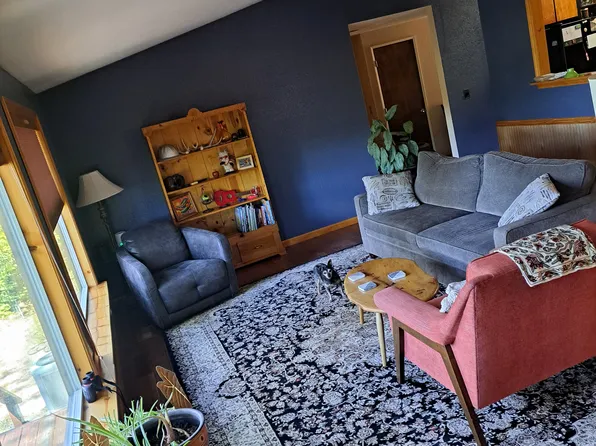 1533 NE 7th St, Bend, OR 97701