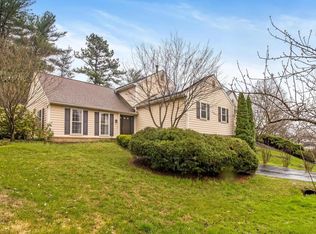 9844 Dellcastle Rd, Gaithersburg, MD 20886