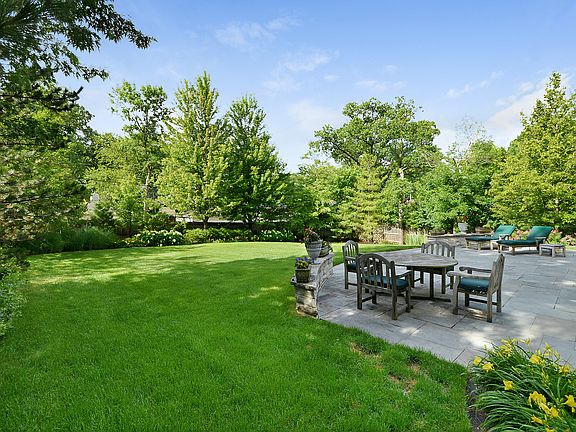 Large Blueston patio