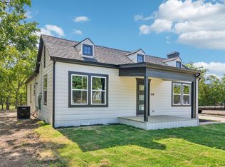 1114 N Catherine St, Terrell, TX 75160