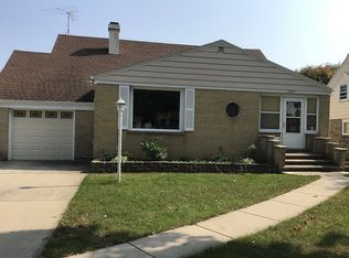 1121 S Oneida St, Green Bay, WI 54304