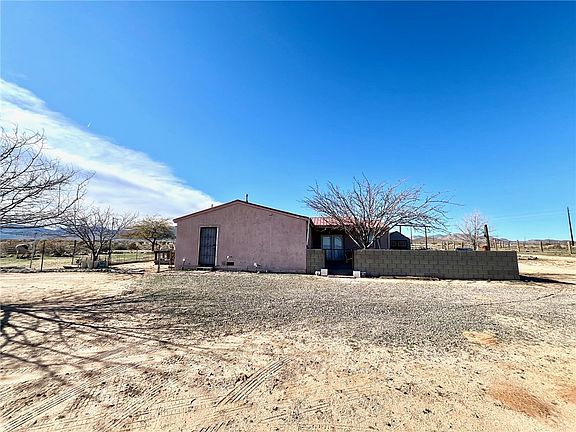 3rd image of 7448 N Maggie Way