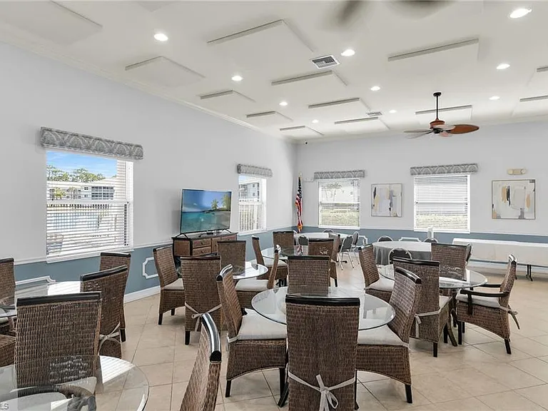 7835 Regal Heron Cir #202 — Photo 32