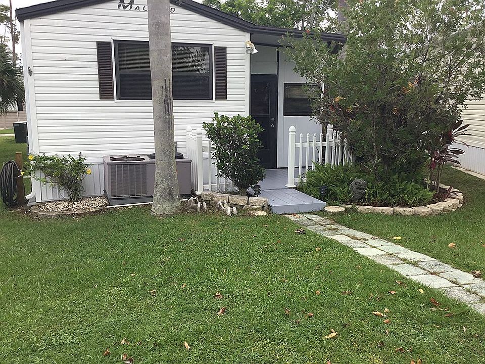 1st image of 10848 Little Heron Cir