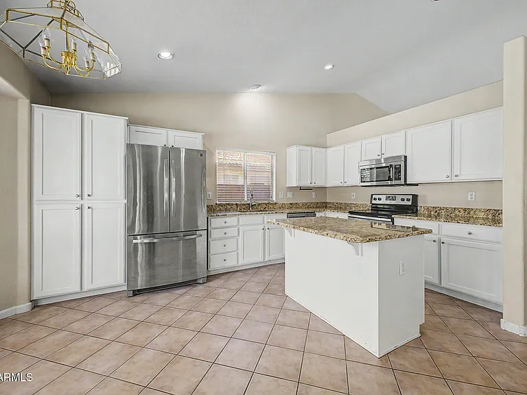 8752 W Melinda Ln — Photo 21