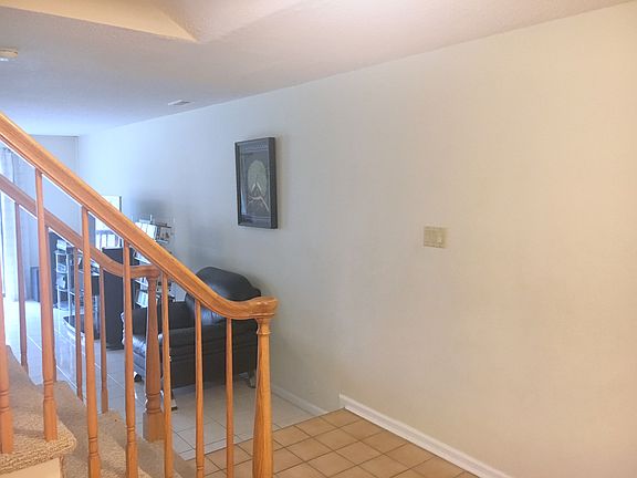 2nd image of 18 Ashford Dr